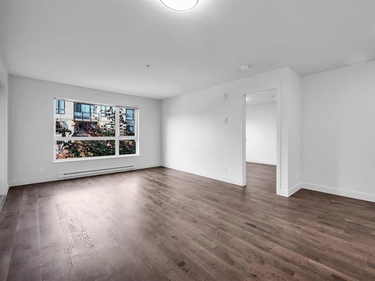328-7058 14th Avenue, Burnaby, BC, V3N 0E6 - 4