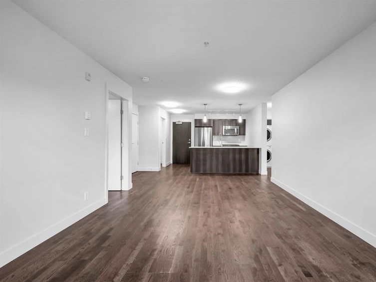 328-7058 14th Avenue, Burnaby, BC, V3N 0E6 - 5