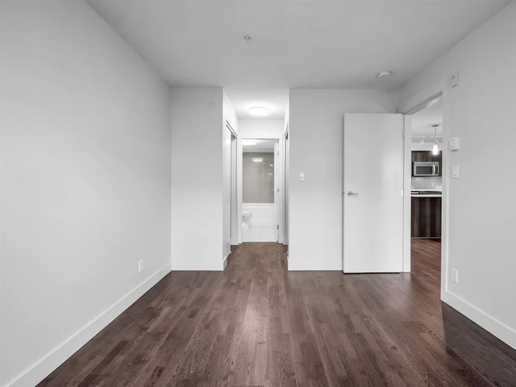 328-7058 14th Avenue, Burnaby, BC, V3N 0E6 - 11
