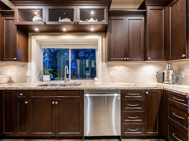 21523 46a Avenue, Langley, BC, V3A 9E7 - 16