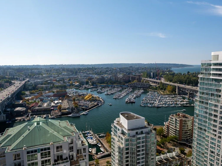 3302-1480 Howe Street, Vancouver, BC, V6Z 0G5 - 3