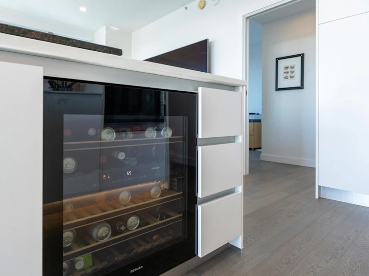 3302-1480 Howe Street, Vancouver, BC, V6Z 0G5 - 9