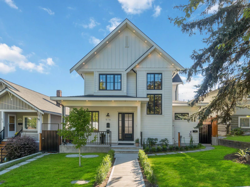 516 Kelly Street, New Westminster BC V3L 3V2