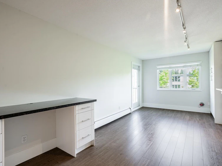 308-1122 King Albert Avenue, Coquitlam, BC, V3J 1X7 - 5