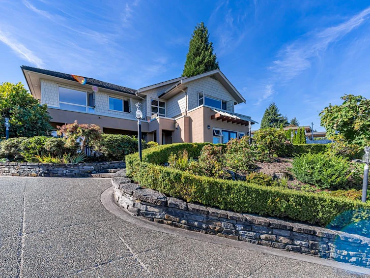 715 King Georges Way, West Vancouver, BC, V7S 1S2