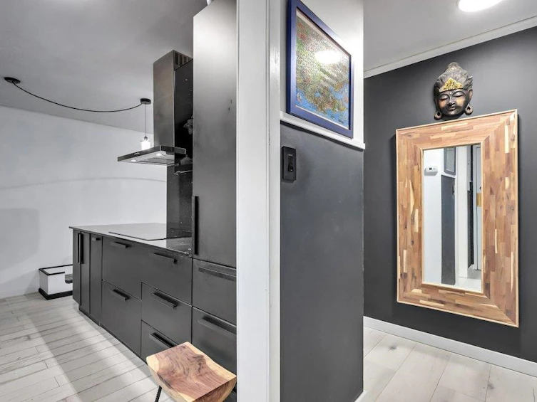 208-2125 W 2nd Avenue, Vancouver, BC, V6K 1H7 - 11