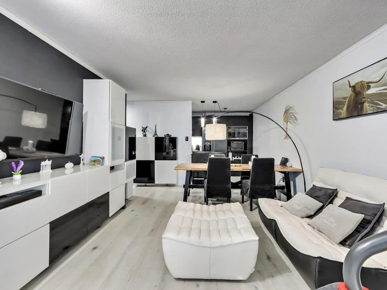 208-2125 W 2nd Avenue, Vancouver, BC, V6K 1H7 - 13