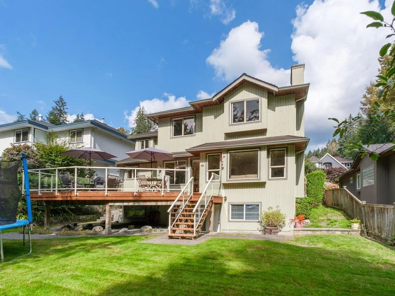 1988 Larkhall Crescent, North Vancouver BC V7H 2Z4