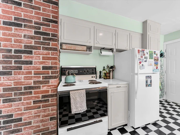 182 Ontario Place, Vancouver, BC, V5W 1S2 - 11