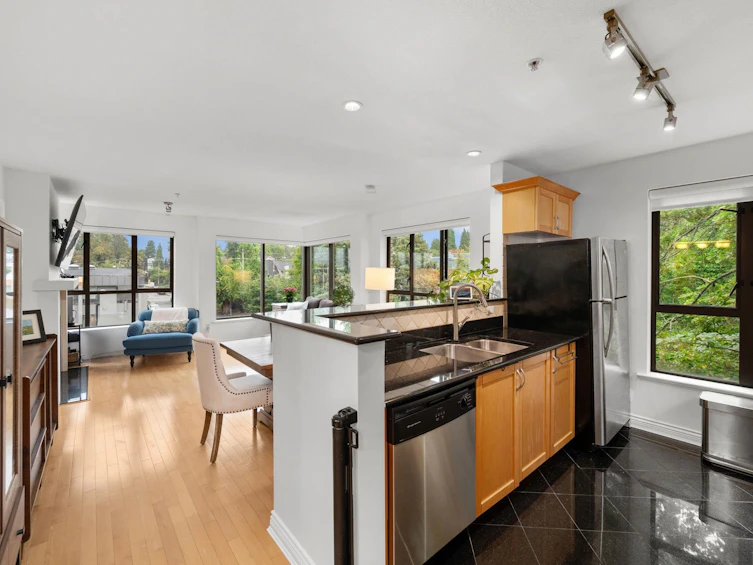 403-2015 Trafalgar Street, Vancouver, BC, V6K 3S5 - 16