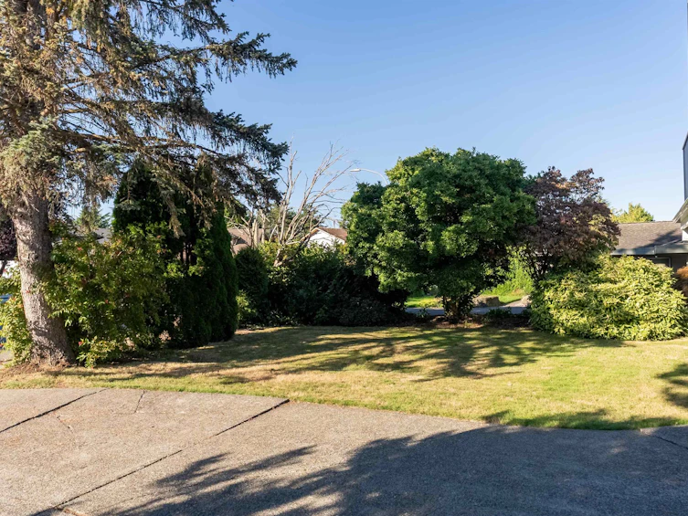 8740 Demorest Drive, Richmond, BC, V7A 4M1 - 24