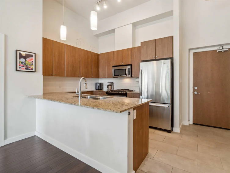 303-280 Ross Drive, New Westminster, BC, V3L 0C2 - 13