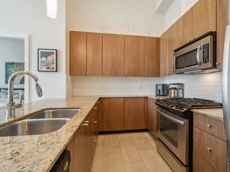 303-280 Ross Drive, New Westminster, BC, V3L 0C2 - 15