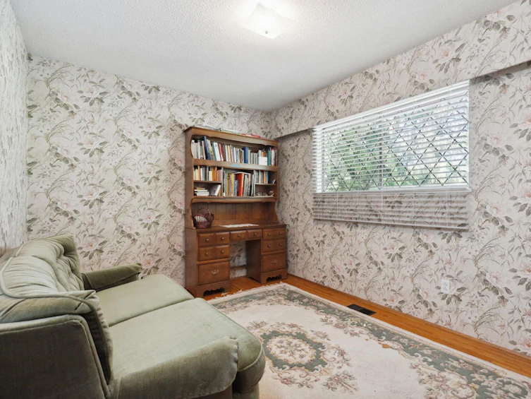 6040 Drewry Crescent, Richmond, BC, V7C 2T9 - 6