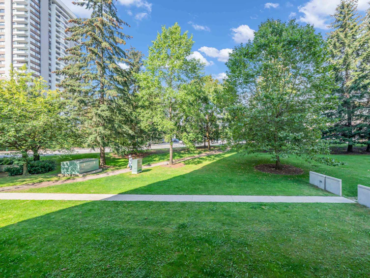 306-9633 Manchester Drive, Burnaby, BC, V3N 4Y9 - 21
