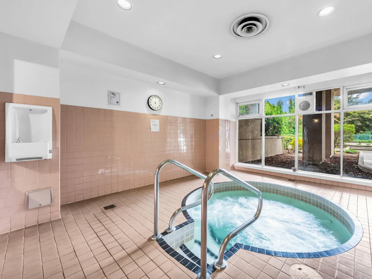 306-9633 Manchester Drive, Burnaby, BC, V3N 4Y9 - 23