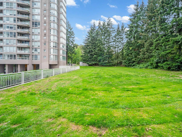 306-9633 Manchester Drive, Burnaby, BC, V3N 4Y9 - 25