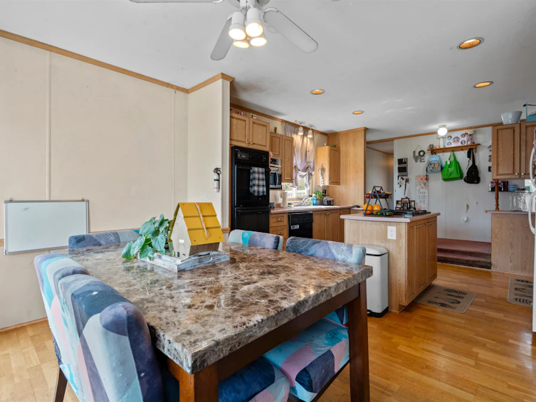 27495 16 Avenue, Langley, BC, V4W 2S6 - 31