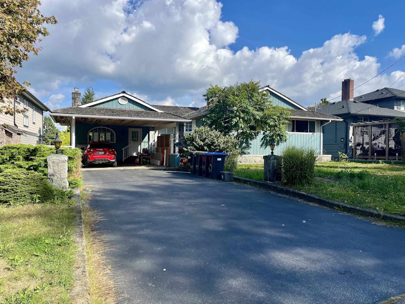1036 Westmount Drive, Port Moody BC V3H 1K9