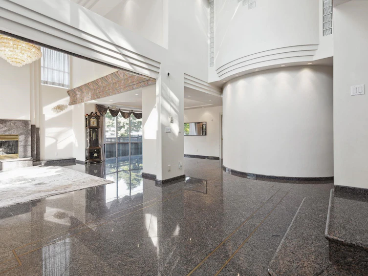 6808 Angus Drive, Vancouver, BC, V6P 5J5 - 3