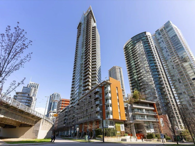 703-1372 Seymour Street, Vancouver, BC, V6B 0L1 - 3