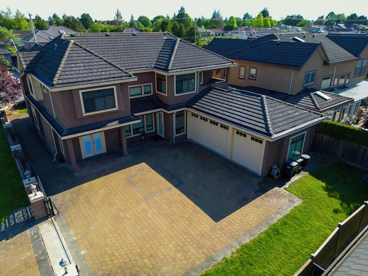 4611 Granville Avenue, Richmond, BC, V7C 1E3 - 2