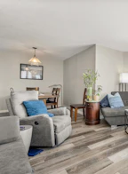 404 1135 Quayside Drive