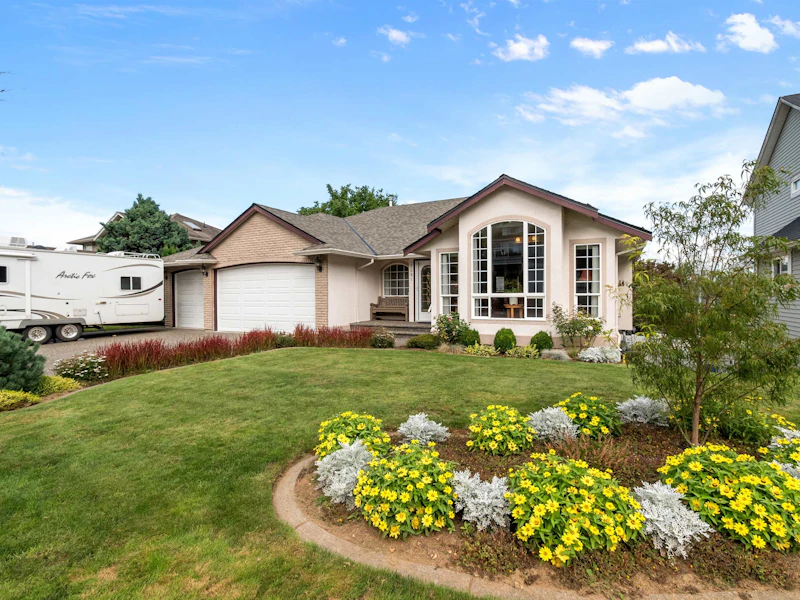 5581 Alpine Crescent, Chilliwack BC V2R 5N2
