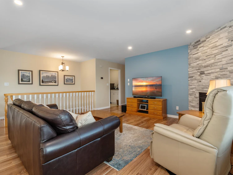 5581 Alpine Crescent, Chilliwack, BC, V2R 5N2 - 11