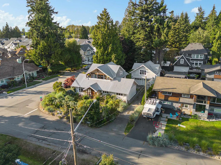 13009 15 Avenue, Surrey, BC, V4A 1K6 - 39