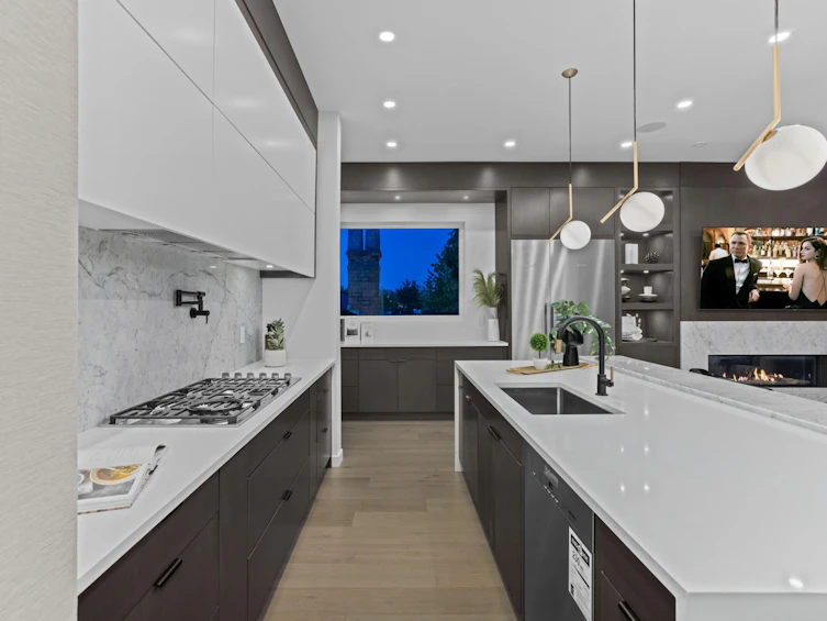 13169 Marine Drive, Surrey, BC, V4A 1E6 - 3