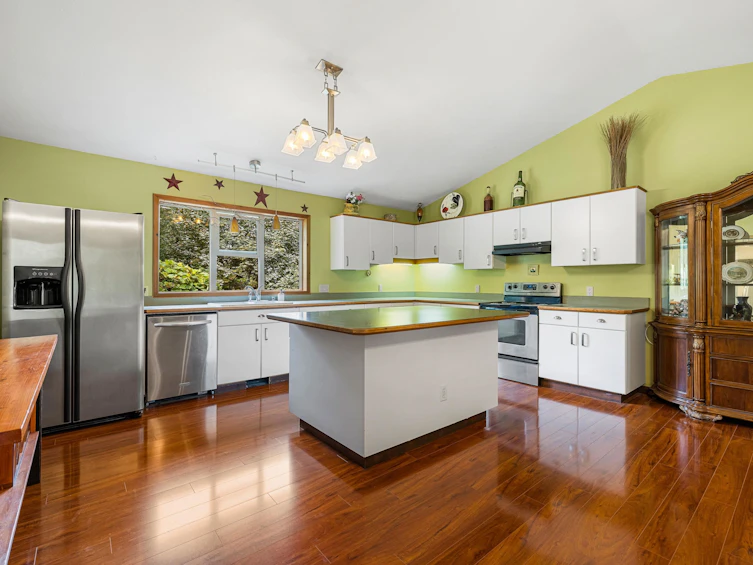 8379 Chelmsford Place, Chilliwack, BC, V2R 3X2 - 6