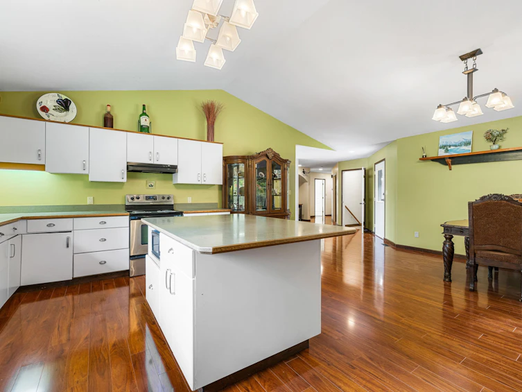 8379 Chelmsford Place, Chilliwack, BC, V2R 3X2 - 7