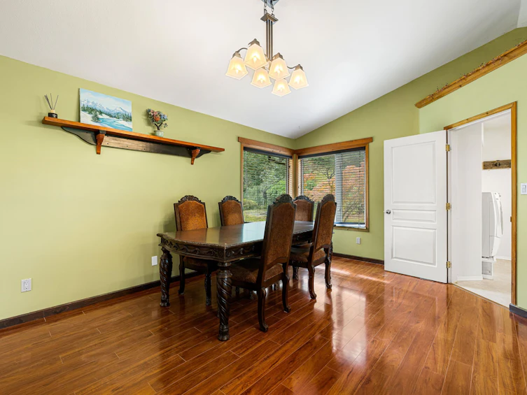 8379 Chelmsford Place, Chilliwack, BC, V2R 3X2 - 8