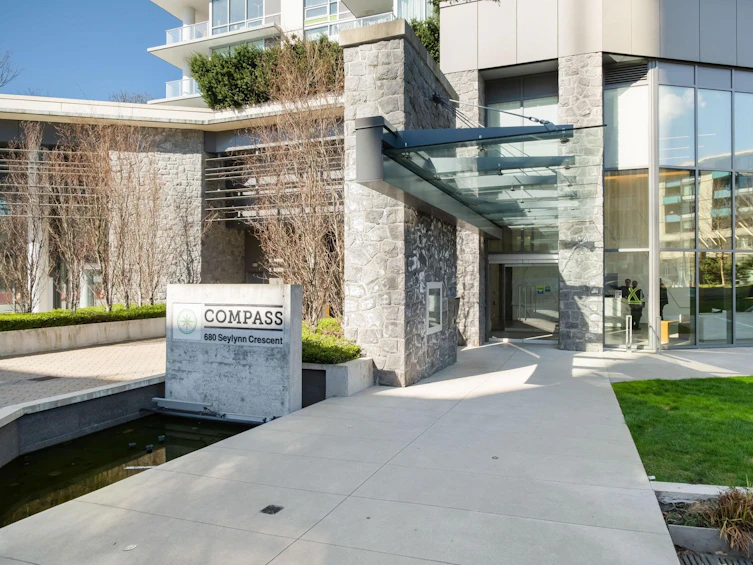 1901-680 Seylynn Crescent, North Vancouver, BC, V7J 0B5 - 2