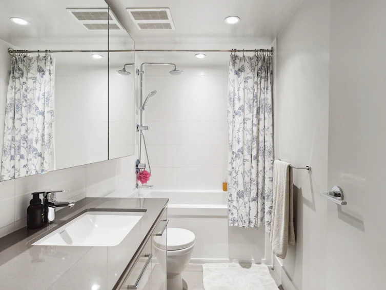 1901-680 Seylynn Crescent, North Vancouver, BC, V7J 0B5 - 17
