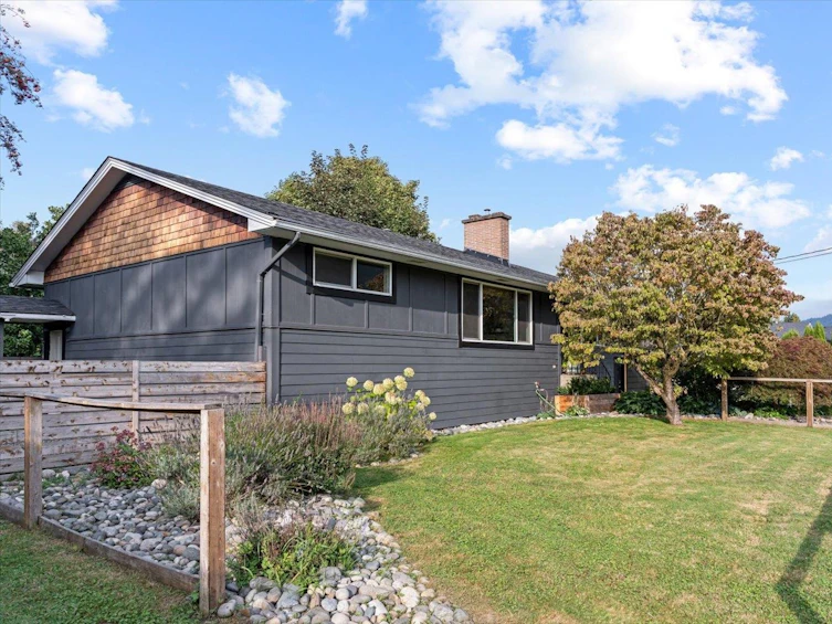 42287 Knox Avenue, Chilliwack, BC, V2R 5E1 - 2