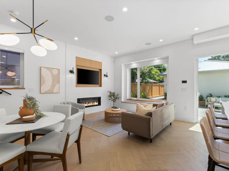 2-3830 W 23rd Avenue, Vancouver, BC, V6S 1K9 - 5