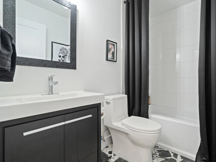 2591 Burian Drive, Coquitlam, BC, V3K 5W8 - 18