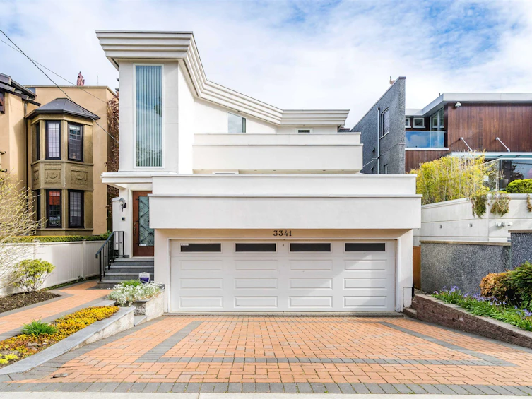 3341 Point Grey Road, Vancouver, BC, V6R 1A4 - 3