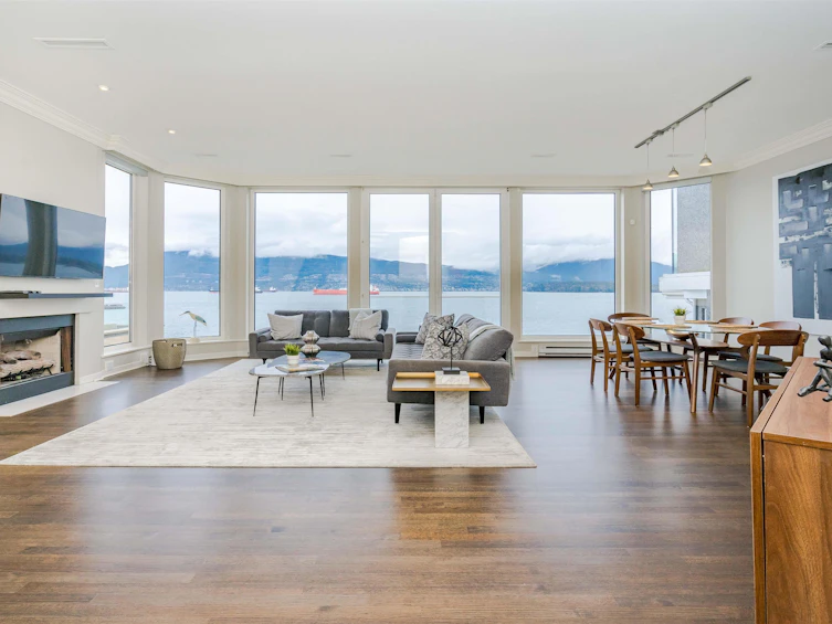3341 Point Grey Road, Vancouver, BC, V6R 1A4 - 4