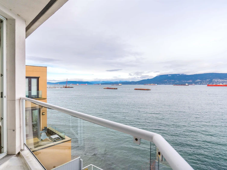 3341 Point Grey Road, Vancouver, BC, V6R 1A4 - 13