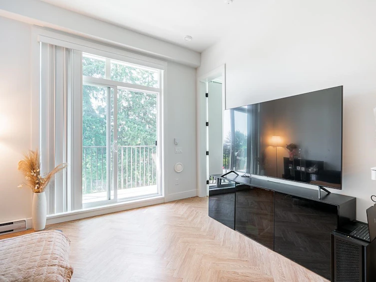 407-13929 105, Surrey, BC, V3T 0R5 - 14