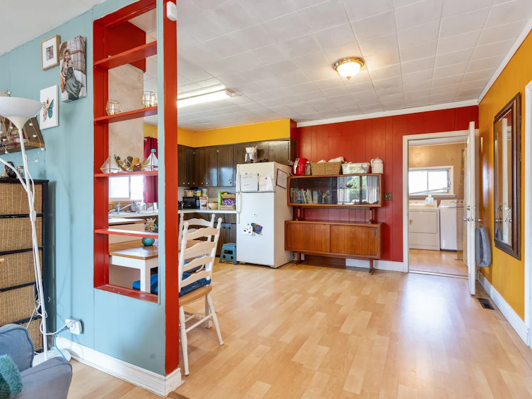 12609 113 Avenue, Surrey, BC, V3V 3M1 - 11
