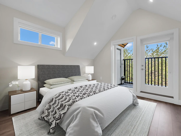 2576 E 28th Avenue, Vancouver, BC, V5R 1R6 - 19