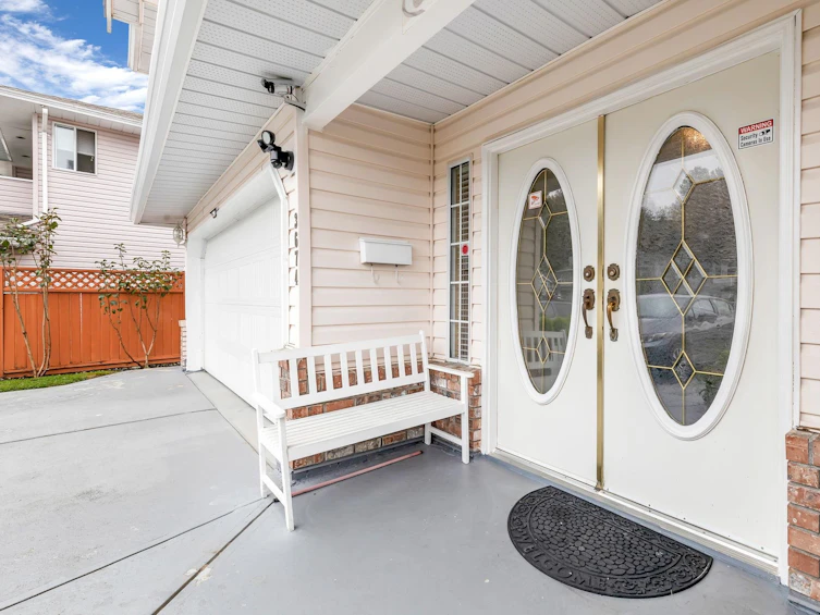 3674 Newcastle Drive, Abbotsford, BC, V2T 5M6 - 5
