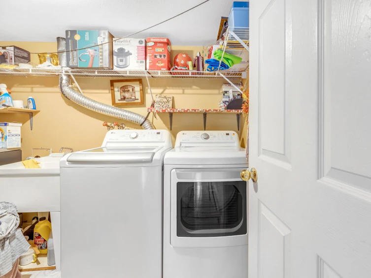 3674 Newcastle Drive, Abbotsford, BC, V2T 5M6 - 27