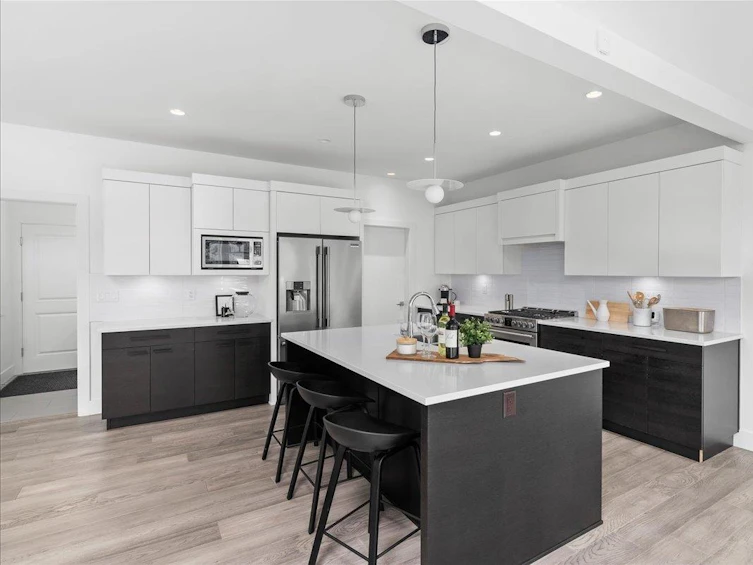 8459 207 Street, Langley, BC, V2Y 0S4 - 7