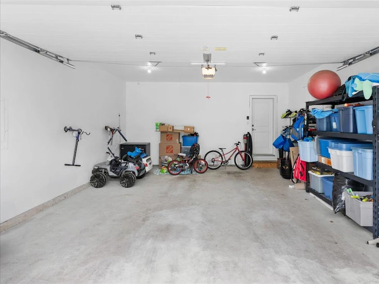 8459 207 Street, Langley, BC, V2Y 0S4 - 36