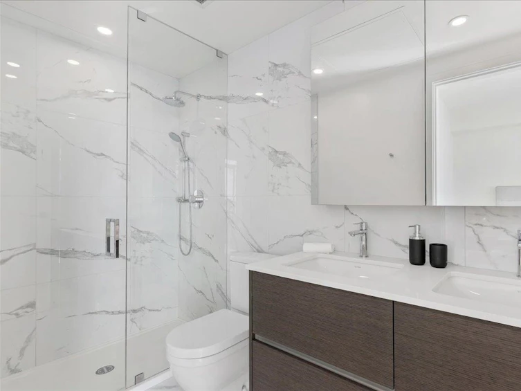 1806-200 Klahanie Court, North Vancouver, BC, V7P 0E4 - 17